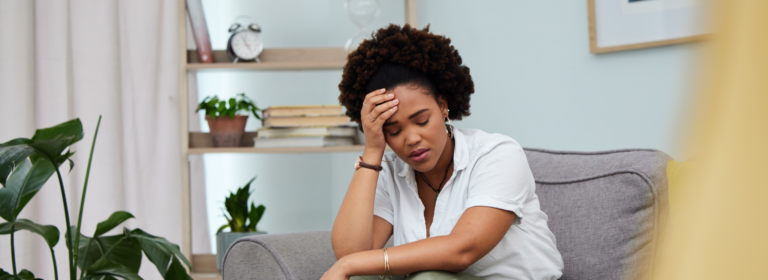 Fever and headache, no other symptoms – What could it mean? 
