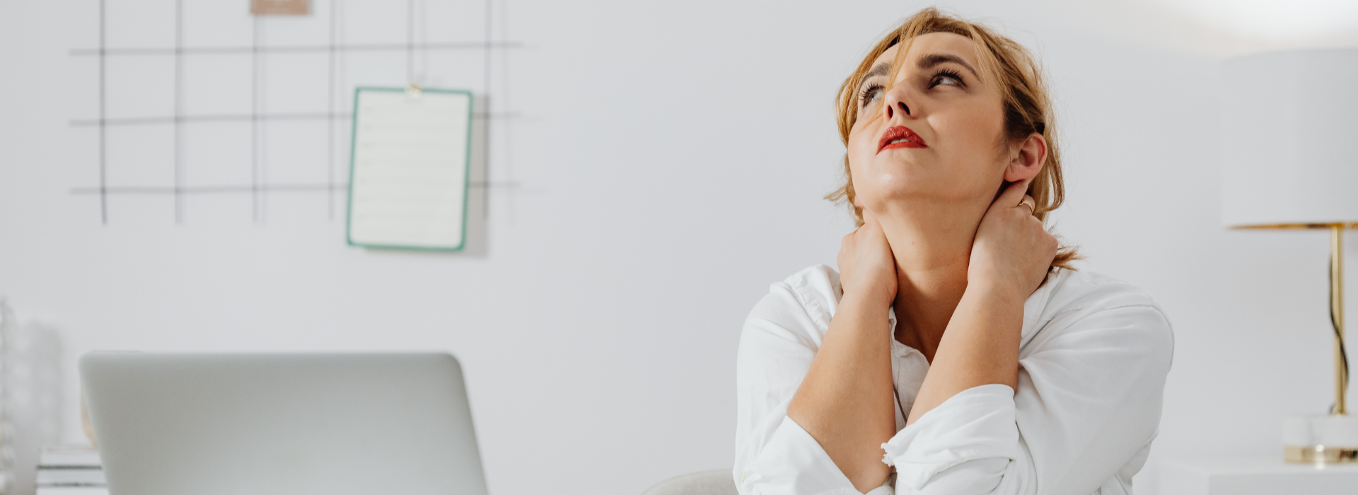 Acute stress disorder vs adjustment disorder: Signs & treatment