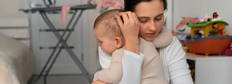 Signs of an emotionally unavailable mother: Therapist’s guide