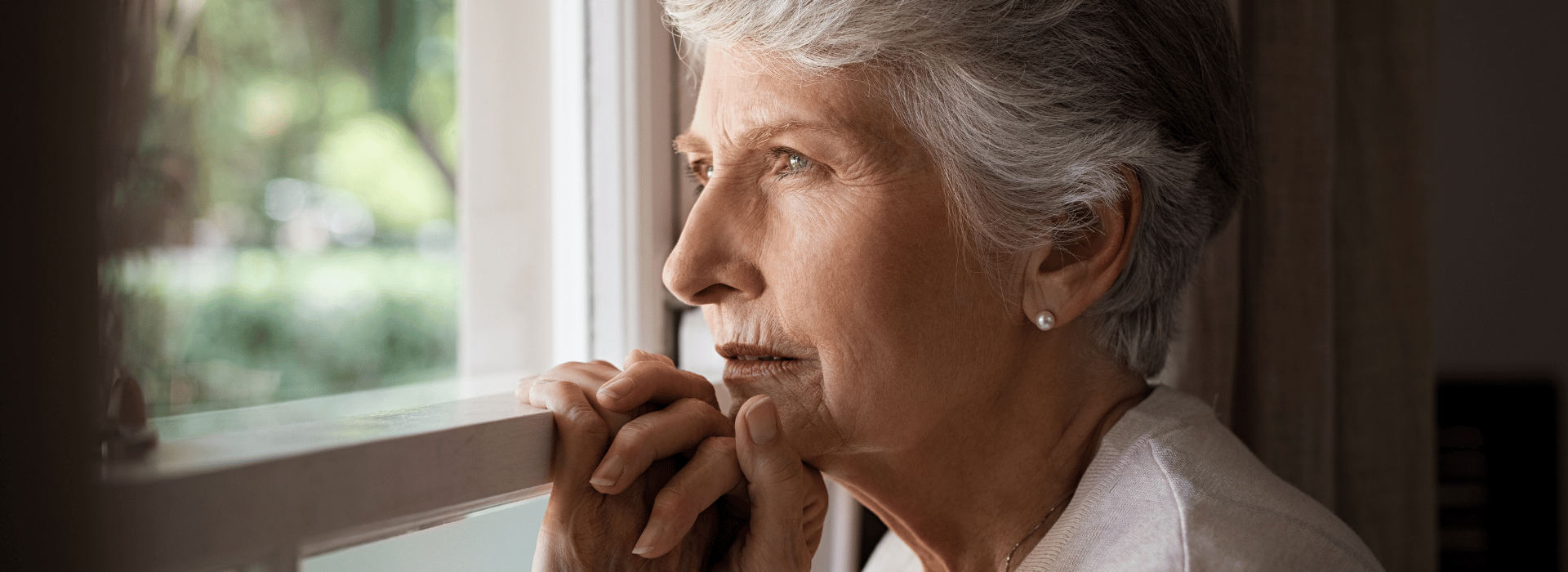 Causes and effects of elderly social isolation 