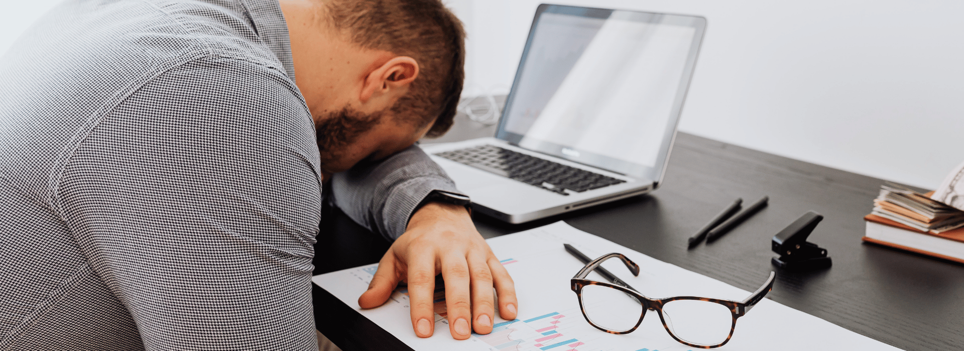 Emotional burnout: Causes, symptoms, and solutions 